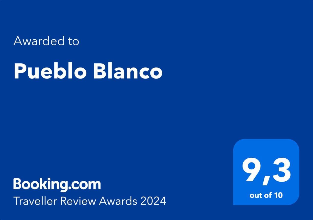 贝纳尔马德纳Pueblo Blanco公寓 外观 照片